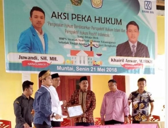 Mahasiswa Siyasah Laksanakan Penyuluhan Hukum di Desa Muntai